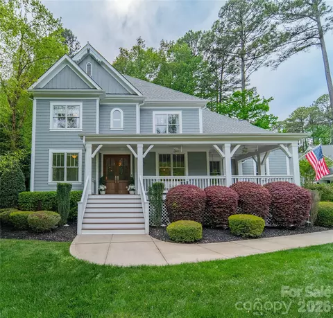 215 Freshwater Ln, Mooresville, NC 28117