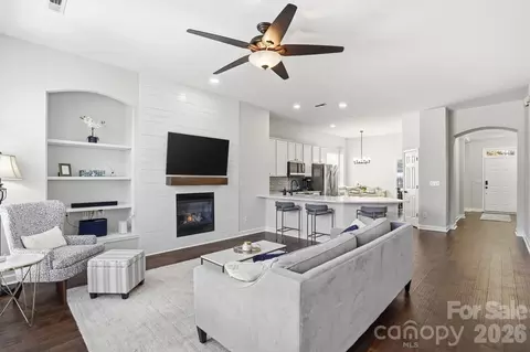 17029 Carlton Way Rd, Huntersville, NC 28078