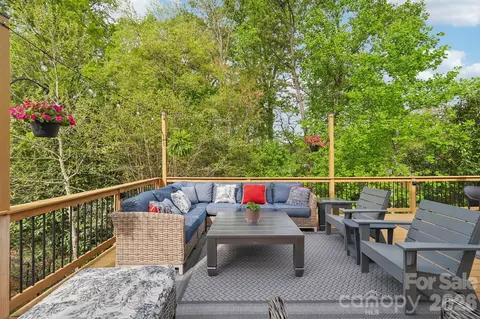 4818 Fonthill Ln, Charlotte, NC 28210