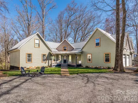 6 Jackson Cove Rd, Leicester, NC 28748