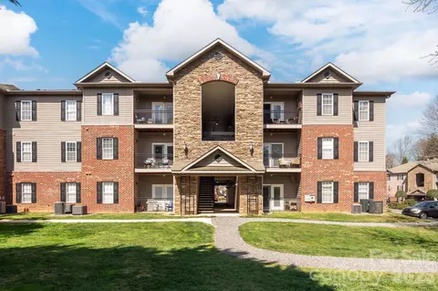 123 Appeldoorn Cir, Asheville, NC 28803