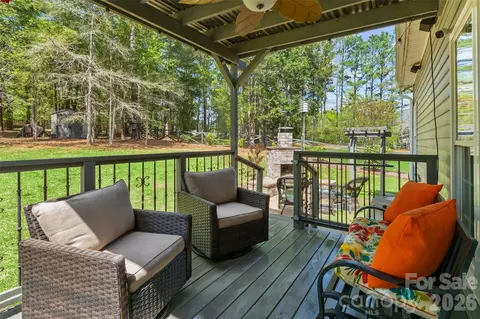 Exterior - 1925 Charles Ave, Lancaster, SC 29720 photo 3 of 9