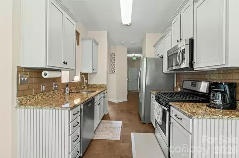 Kitchen - 1925 Charles Ave, Lancaster, SC 29720 photo 1 of 4
