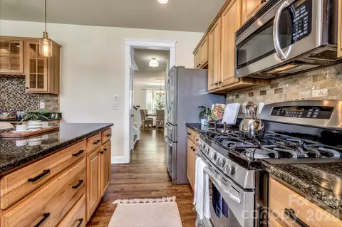 Kitchen - 213 Nut Hatch Loop, Arden, NC 28704 photo 2 of 4