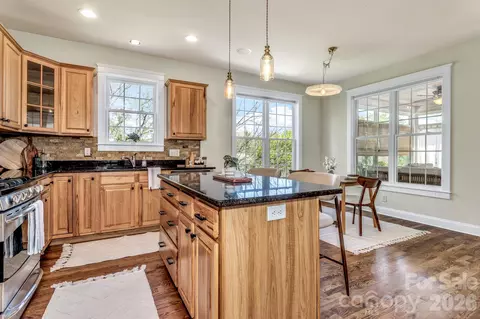 Kitchen - 213 Nut Hatch Loop, Arden, NC 28704 photo 3 of 4