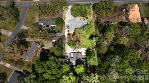 1319 Cathey Rd, Charlotte, NC 28214