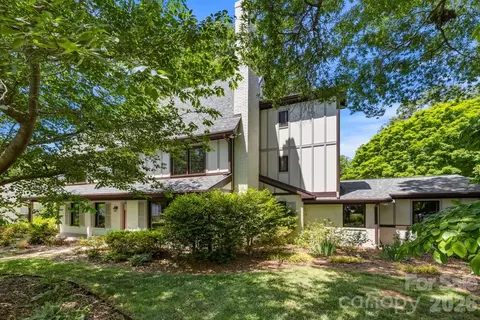 5335 Lansing Dr, Charlotte, NC 28270