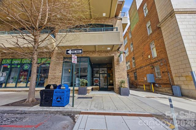 21 Battery Park 307 Ave #307, Asheville, NC 28801