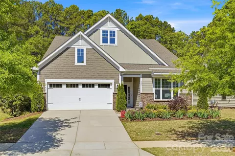 124 Van Gogh Trl, Mount Holly, NC 28120
