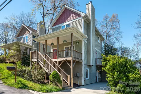 4 Cottage Ct, Asheville, NC 28801