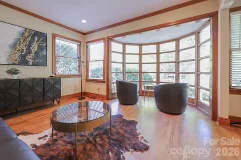 230 N Brackenbury Ln, Charlotte, NC 28270