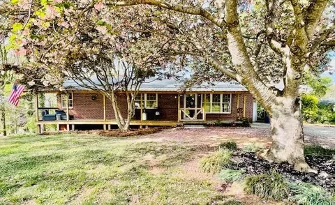 511 Sunbeam Farm Rd, Cherryville, NC 28021