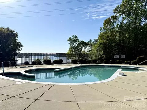 225 Horizon Cir, Rock Hill, SC 29732