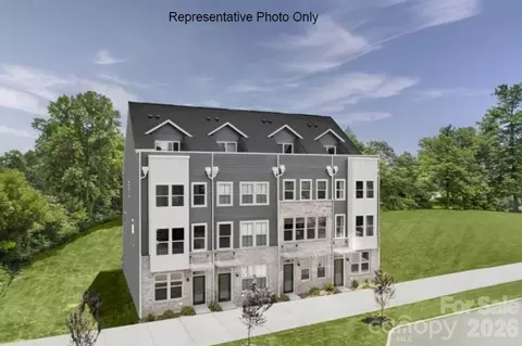 1016 Bella Grove Ln, Charlotte, NC 28262