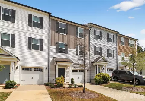 13357 Porter Creek Rd, Charlotte, NC 28262