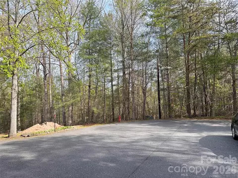 1419 Ivy Nw Ln NW, Valdese, NC 28690