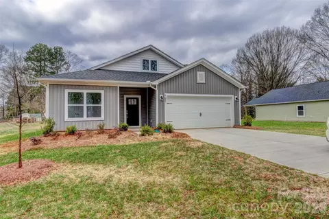 315 S Pink St, Cherryville, NC 28021
