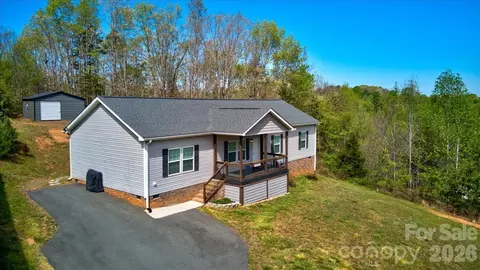 192 Apple Valley Ln, Statesville, NC 28677
