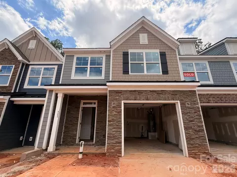 4353 Black Ct, Harrisburg, NC 28075