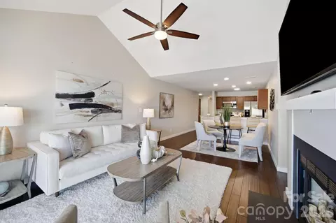 Other - 18749 Vineyard Point Ln, Cornelius, NC 28031 photo 3 of 8
