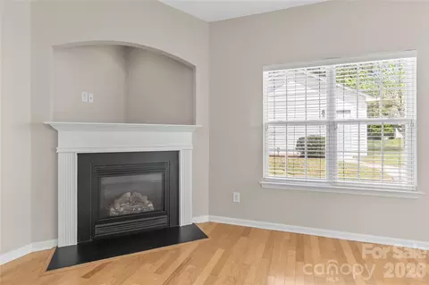 Living - 8711 Westwind Point Dr, Cornelius, NC 28031 photo 3 of 7