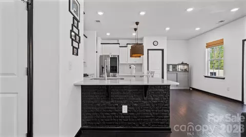 Entry Way - 1745 Loggerhead Dr, Lancaster, SC 29720 photo 6 of 11