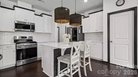 Entry Way - 1745 Loggerhead Dr, Lancaster, SC 29720 photo 9 of 11