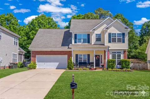2938 Huckleberry Hill Dr, Fort Mill, SC 29715