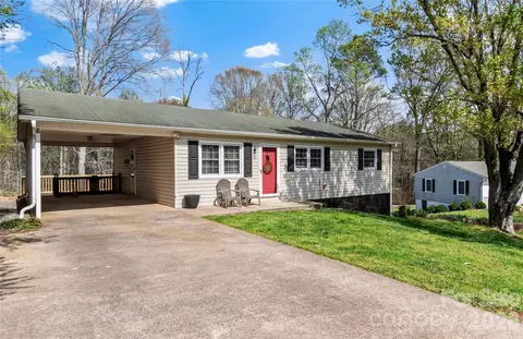 239 Harris Ave, Elkin, NC 28621