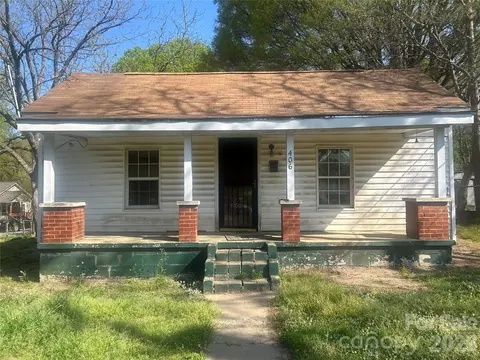 406 Sharpe St, Mooresville, NC 28115