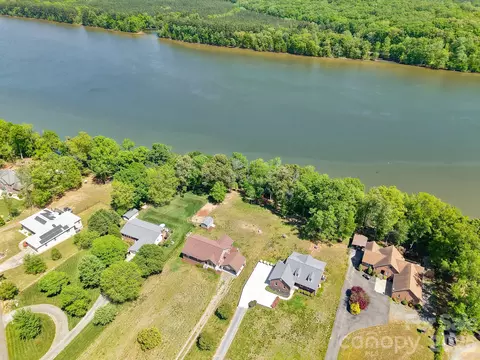 115 N Gifford Ln, Richfield, NC 28137