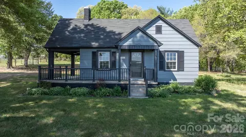 1975 Three Forks Church Rd, Taylorsville, NC 28681