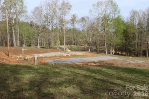 57 Hazel 8-9 Dr #8-9, Nebo, NC 28761