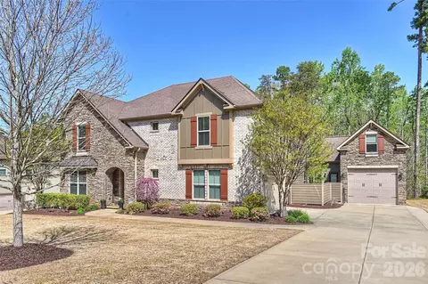 294 S San Agustin Dr, Mooresville, NC 28117