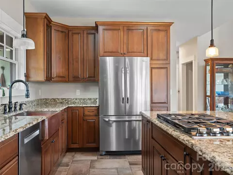 Kitchen - 711 Winfield Dr, Clyde, NC 28721 photo 2 of 5