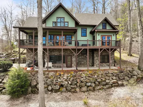 Exterior - 711 Winfield Dr, Clyde, NC 28721 photo 3 of 10