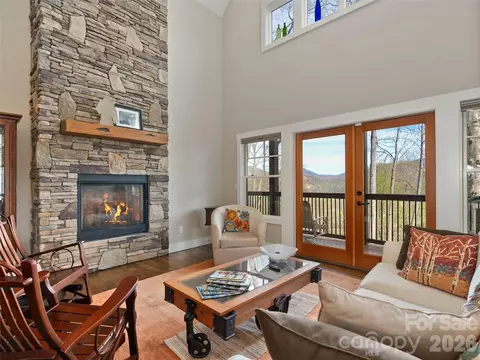 Living - 711 Winfield Dr, Clyde, NC 28721 photo 2 of 5