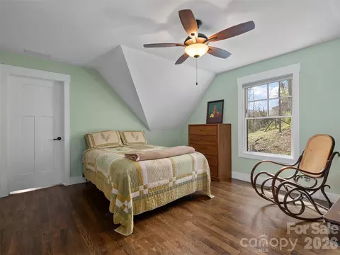 Bedroom - 711 Winfield Dr, Clyde, NC 28721 photo 6 of 6