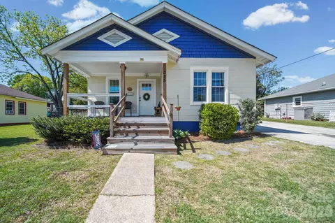 335 Mayflower Ave, Cramerton, NC 28032