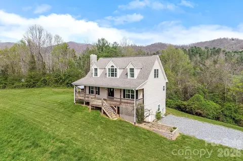 273 Green Acres Ln, Marshall, NC 28753