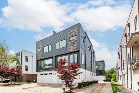 933 Westbrook B Dr #B, Charlotte, NC 28202