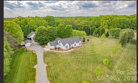 150 Bigham Ln, Statesville, NC 28677