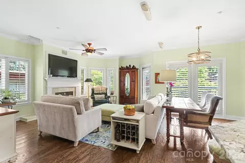 401 N Church 208 St #208, Charlotte, NC 28202