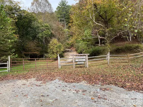 Powder Horn Road, Deep Gap, NC 28618 photo 11