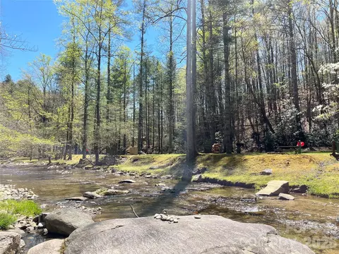 Powder Horn Road, Deep Gap, NC 28618 photo 12