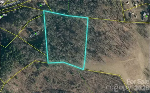 000 Mine Branch Rd, Burnsville, NC 28714