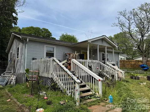 8 Th Avenue Ext, Cramerton, NC 28032