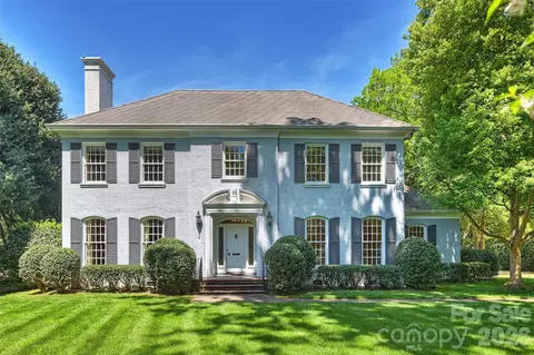 812 Ardsley Rd, Charlotte, NC 28207