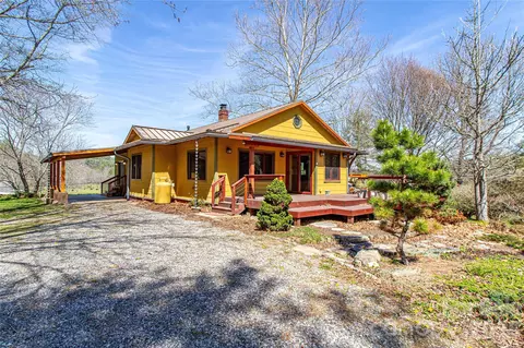 432 Turkey Creek Rd, Leicester, NC 28748