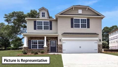 3133 Platinum Pointe Dr, Charlotte, NC 28227